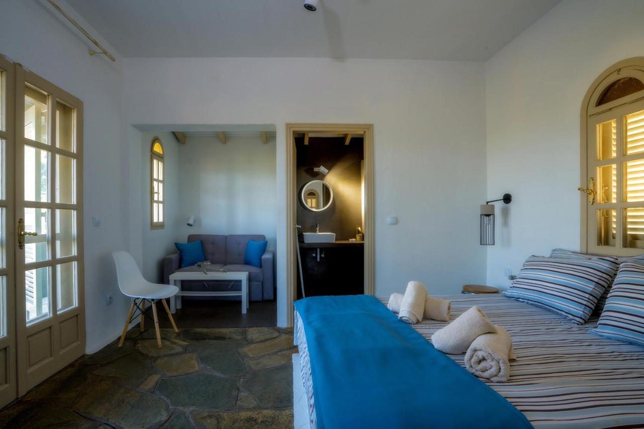 Petra Mare Suites Vourvourou Exteriör bild