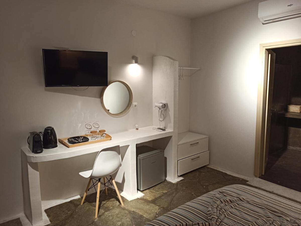 Petra Mare Suites Vourvourou Exteriör bild