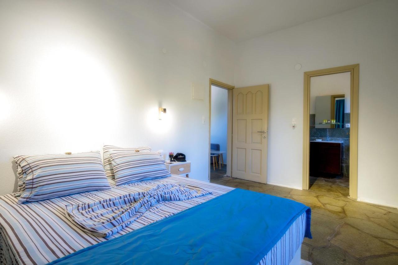Petra Mare Suites Vourvourou Exteriör bild